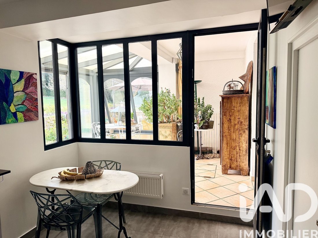 House in Montfort-l'Amaury, Ile-de-France, France 5 - 17483610