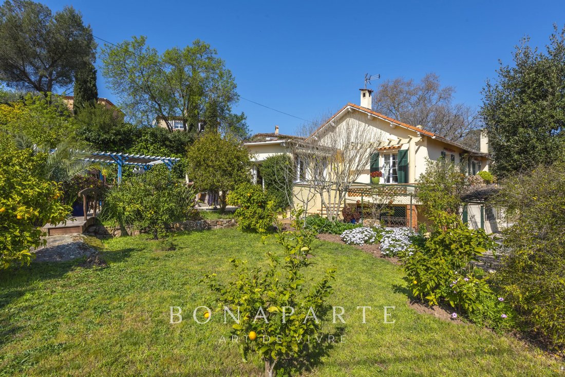 Casa en Valescure-Vaulongue-Clair Bois-Vallon Suveret, Saint-Raphaël, Francia 3 - 17483059