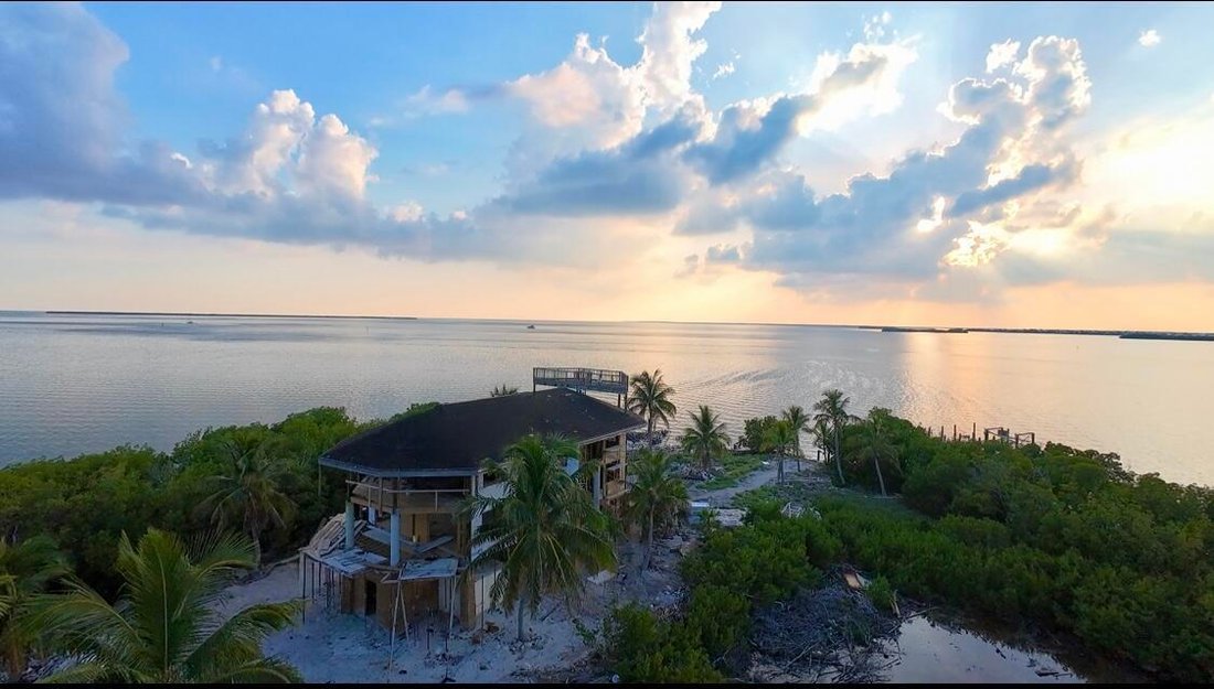 House in Summerland Key, Florida, United States 3 - 17481452