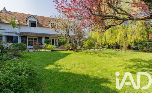 House in Thomery, Ile-de-France, France 1
