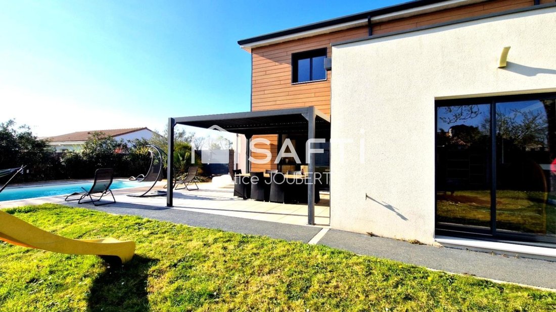 House in Grosbreuil, Pays de la Loire, France 2 - 17459562