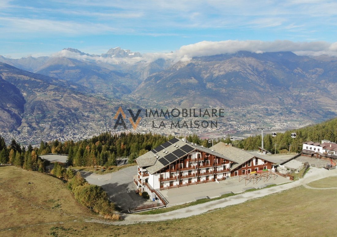 Gressan, Aosta Valley / Vallée d'Aoste, Italy 1 - 17484156