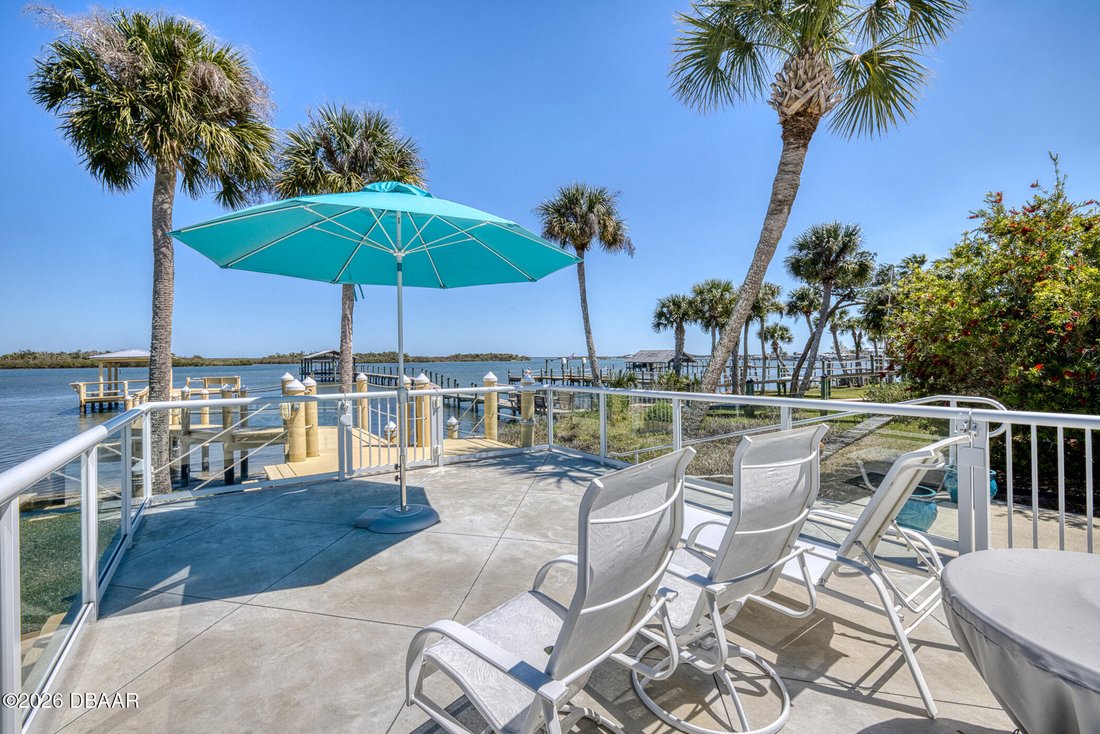 Oak Hill, Florida, United States 4 - 17484057