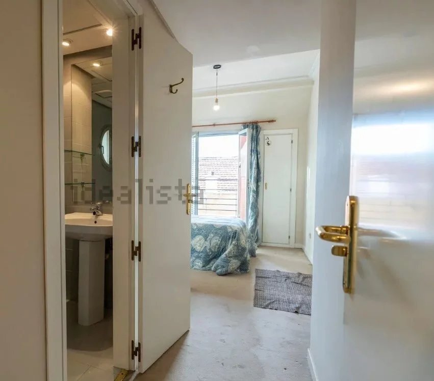 Apartment in Chamberi, Madrid, Spain 4 - 17483002