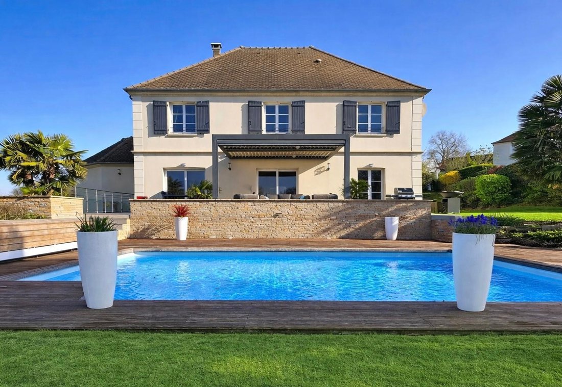 House in Viarmes, Ile-de-France, France 1 - 17483006