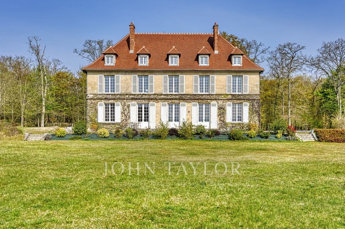 House in Meaux, Ile-de-France, France 2 - 17482613