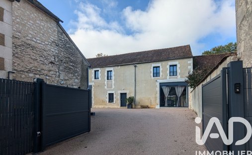 Casa a Vallan, Borgogna-Franca Contea, Francia 1
