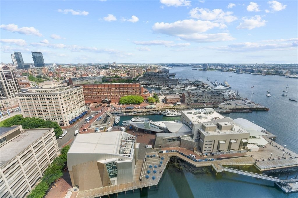 Condo in Boston, Massachusetts, United States 4 - 17483863