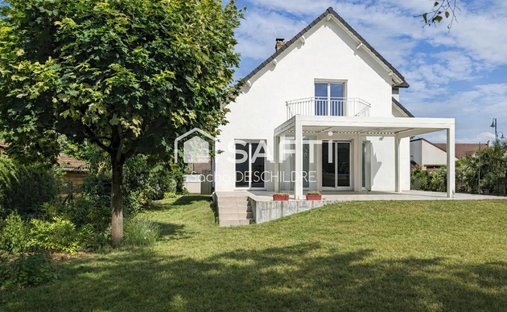House in Bezannes, Grand Est, France 1