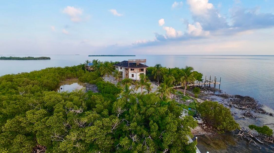 House in Summerland Key, Florida, United States 2 - 17481452