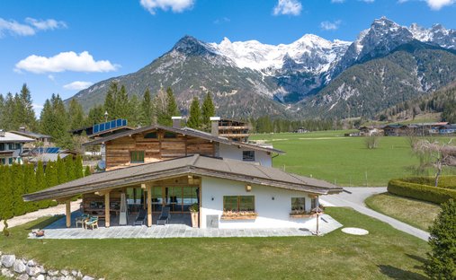 Chalet in Sankt Ulrich am Pillersee, Tyrol, Austria 1