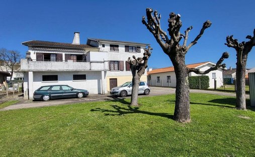 House in Zone Industrielle, Blanquefort, France 1