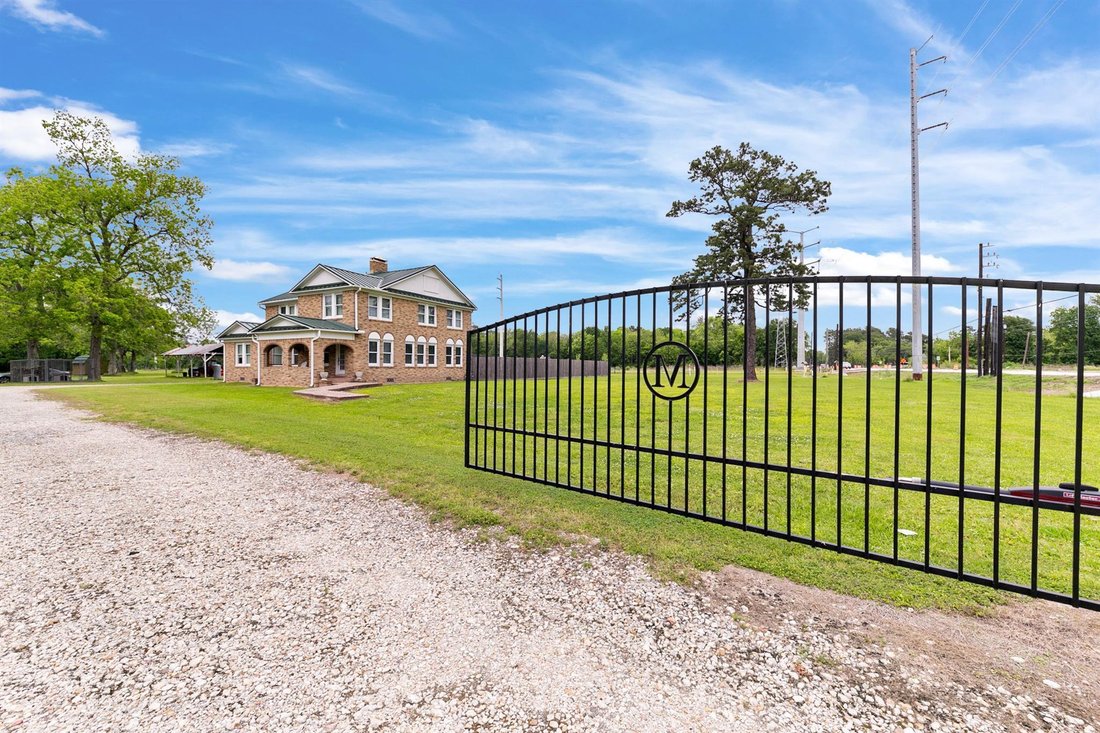 House in Highlands, Texas, United States 1 - 17480291