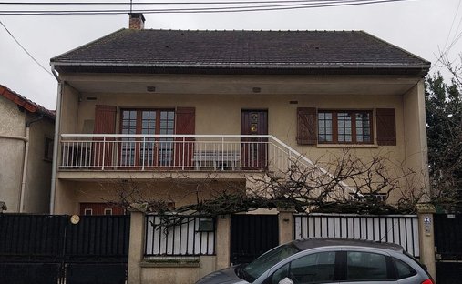 House in Le Plateau Pyramide, Athis-Mons, France 1