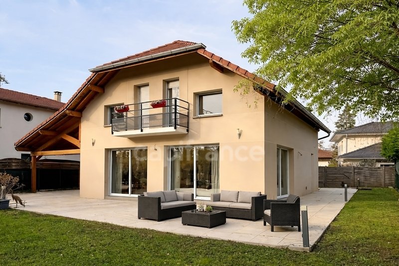 House in Prévessin-Moëns, Auvergne-Rhône-Alpes, France 1 - 17134351