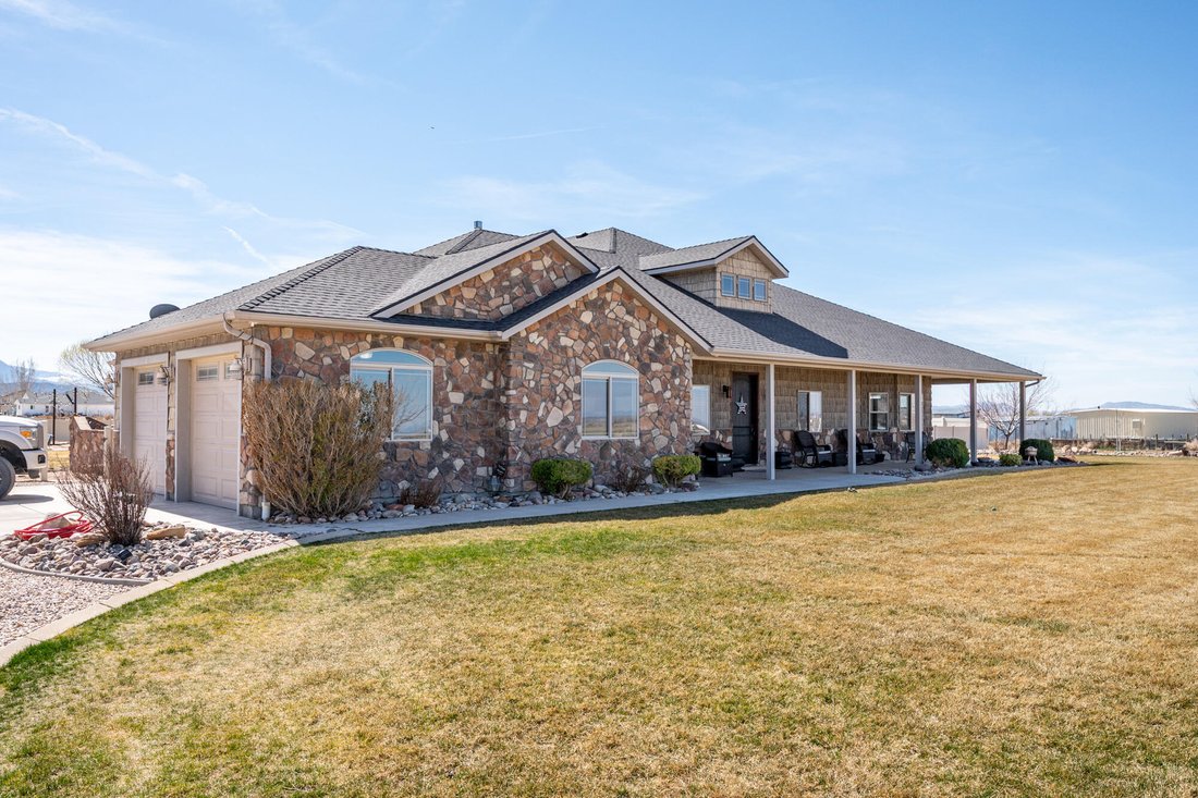 House in Cedar City, Utah, United States 4 - 17484102