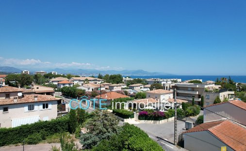 Apartment in Les Cougoulins-Rastines, Antibes, France 1