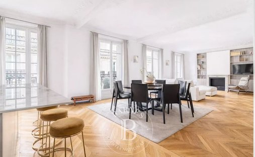 Appartamento a Porte Dauphine, Paris 16e Arrondissement, Parigi 1