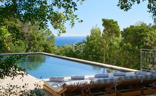 Villa a Nord, Cavalaire-sur-Mer, Francia 1