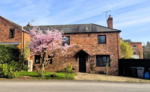 House in Caynham, England 1