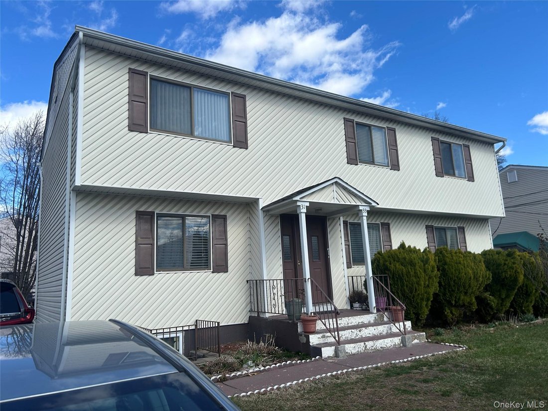 Apartment in Spring Valley, New York, United States 2 - 17479198