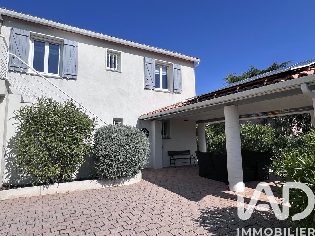 House in Nord Est, Bormes-les-Mimosas, France 2 - 17446621