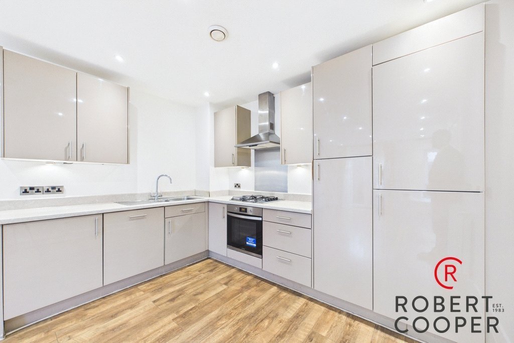 Apartment in Rayners Lane, Harrow, England 3 - 17482830