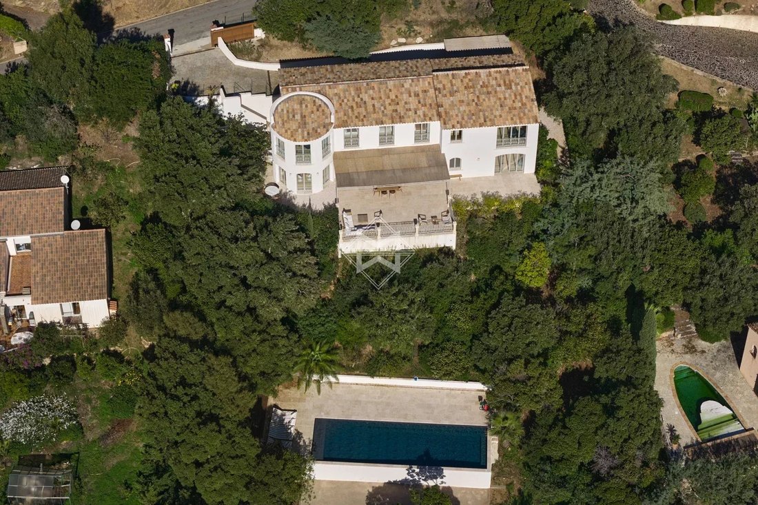 Villa in Nord, Cavalaire-sur-Mer, France 1 - 17482999