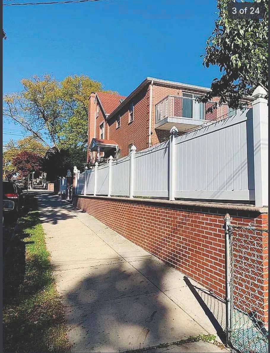House in New York, New York, United States 3 - 17484607