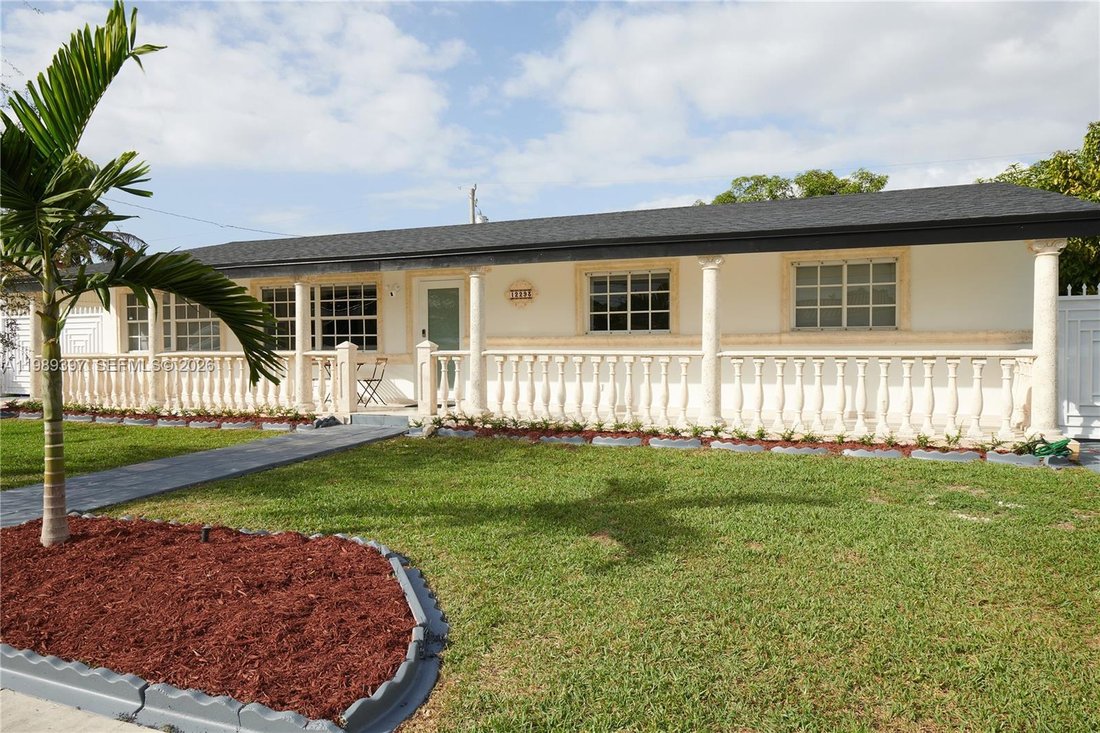 House in Miami, Florida, United States 1 - 17487163