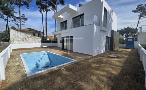 Haus in Aroeira, Charneca de Caparica und Sobreda, Portugal 1