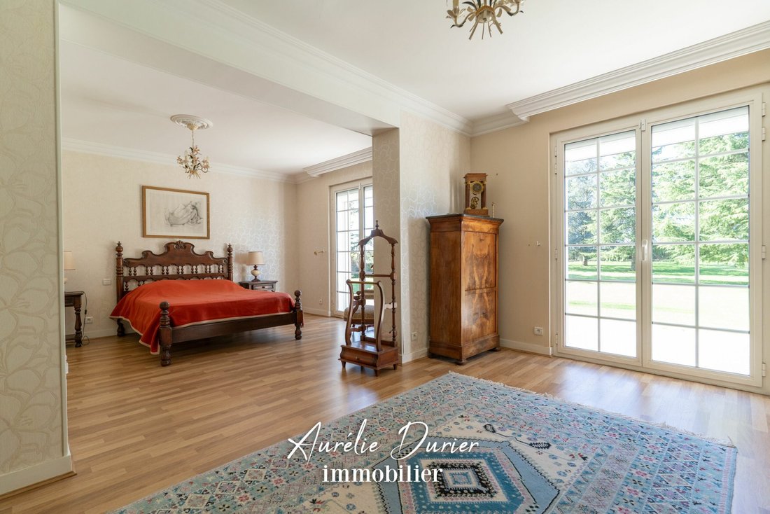 Estate in Grammont, Tours, France 4 - 17480269