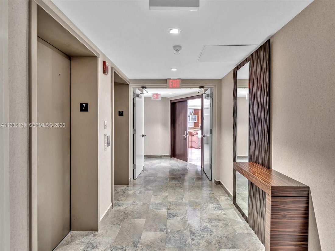 Condo in Sunny Isles Beach, Florida, United States 2 - 17487115