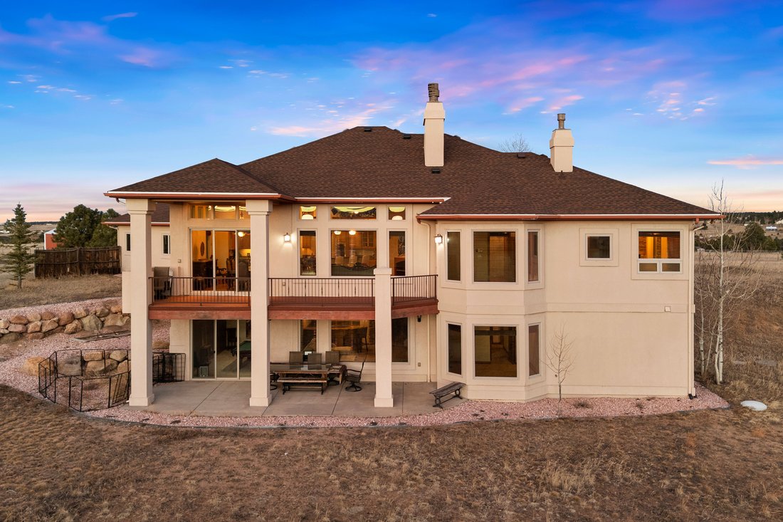 House in Colorado Springs, Colorado, United States 4 - 17482892