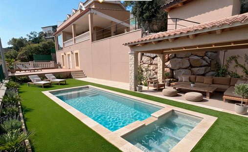 Villa in Vallirana, Catalonia, Spain 1