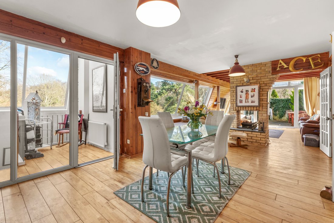 Haus in Beaconsfield, England 3 - 17486498