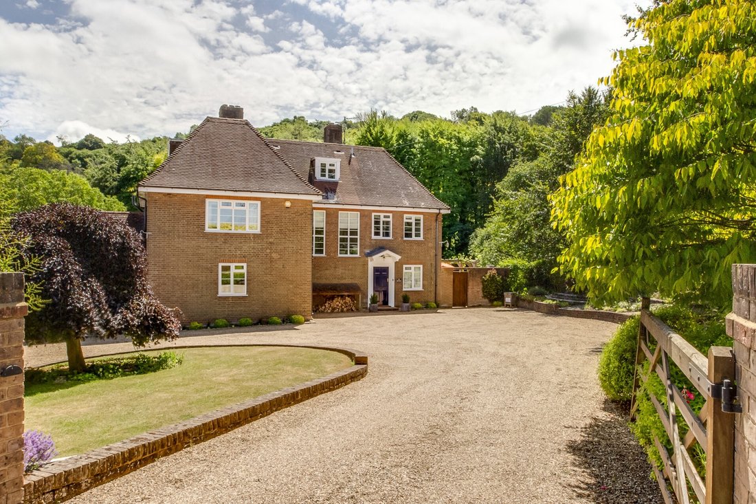 House in Wendover, England 4 - 17486106