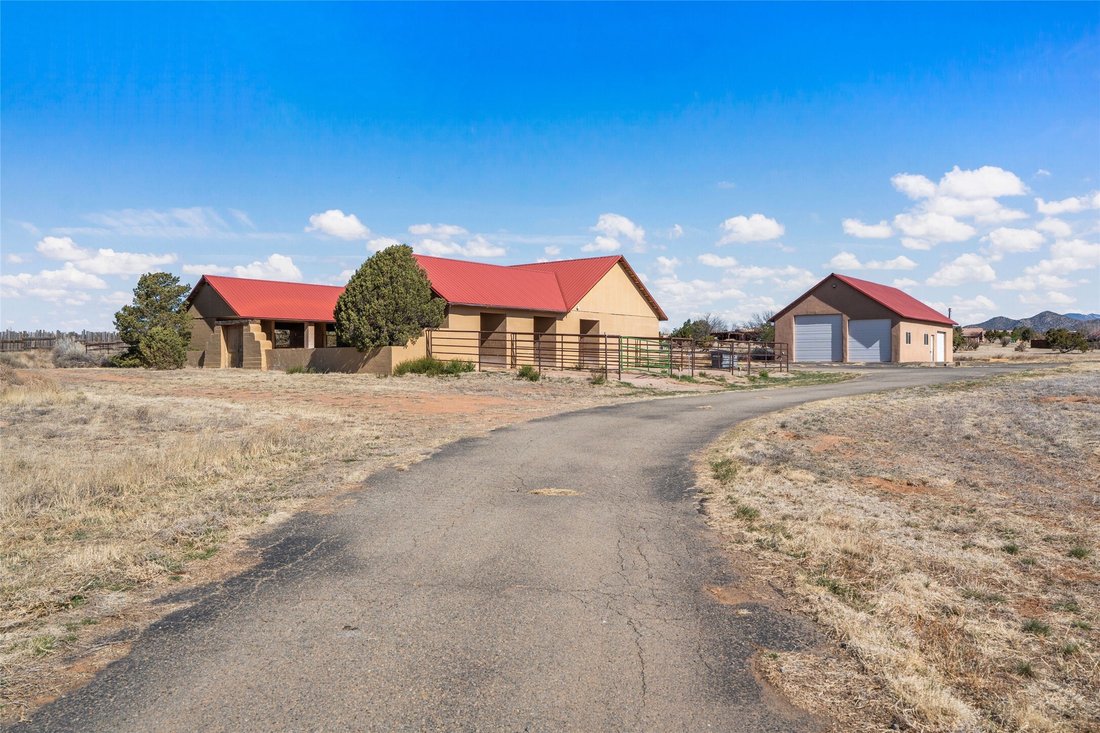 House in Santa Fe, New Mexico, United States 2 - 17483345