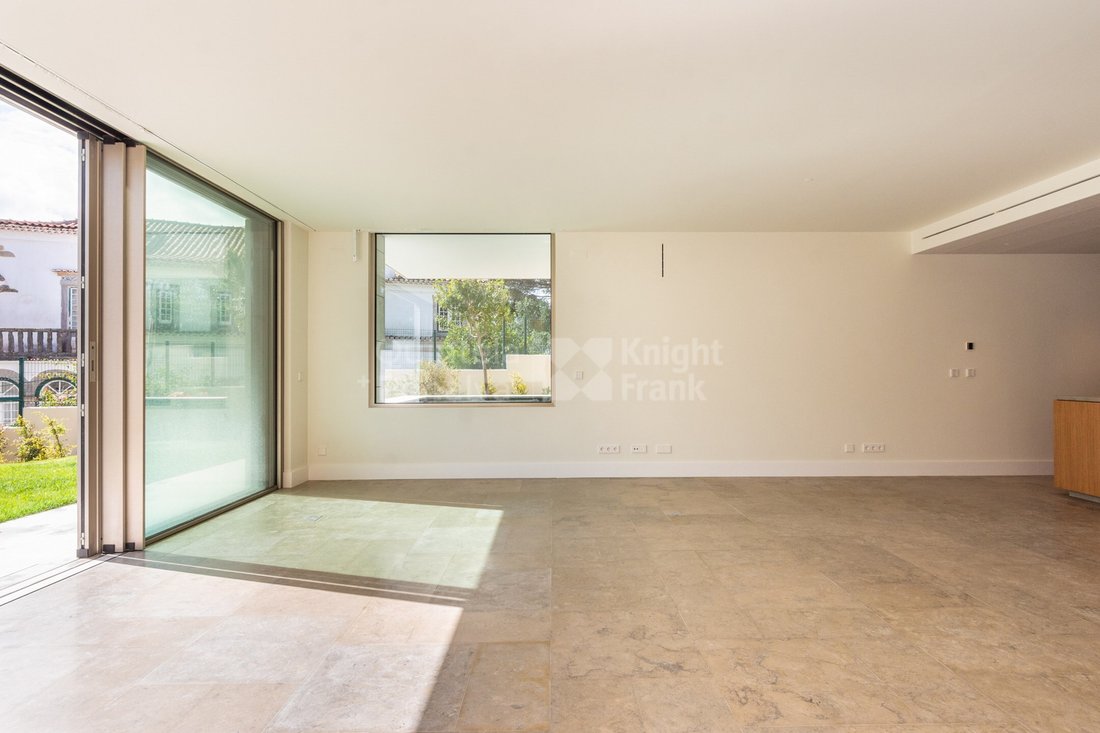 Apartment in Estoril, Cascais e Estoril, Lisbon 4 - 17483361