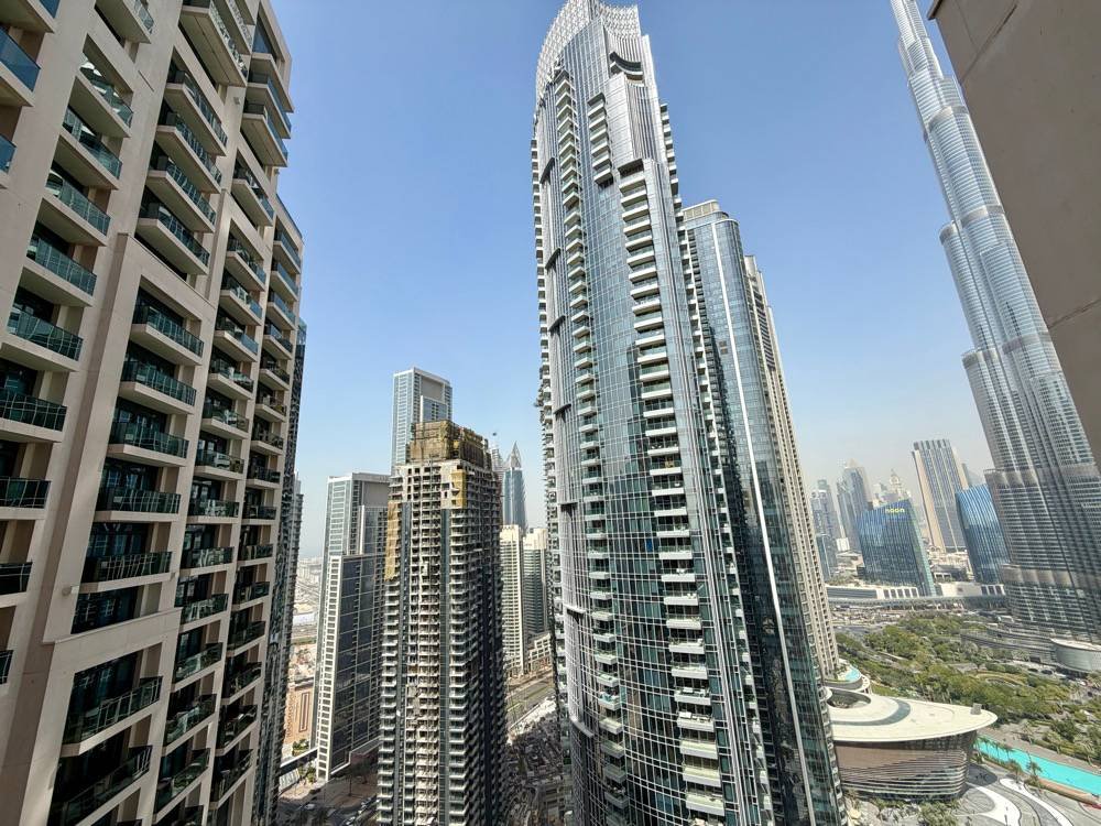 Apartment in Burj Khalifa Lake, Downtown Dubai, Dubai 1 - 17483147