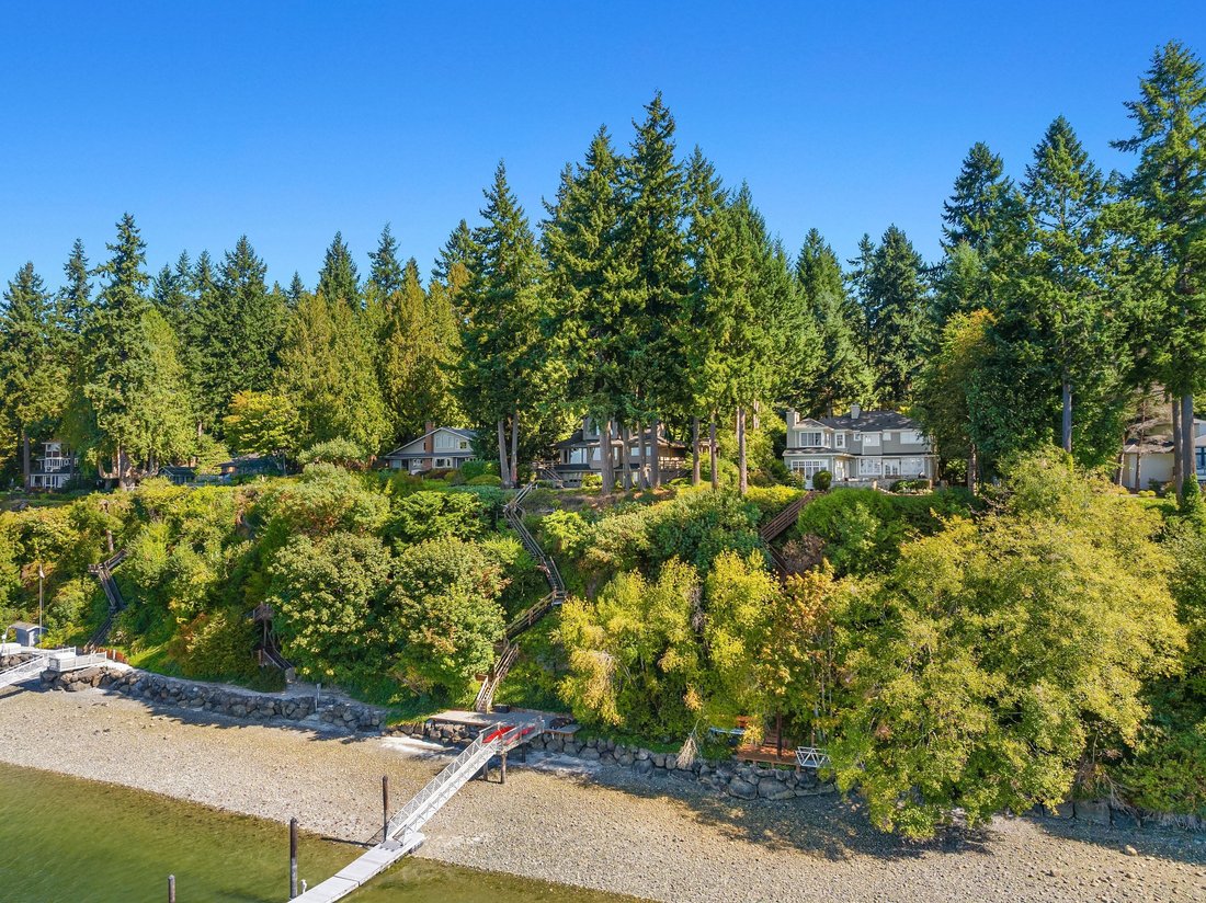 House in Bainbridge Island, Washington, United States 4 - 17488022