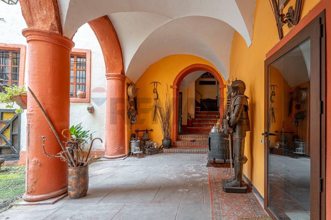 Castello a Buronzo, Piemonte, Italia 1 - 17488935