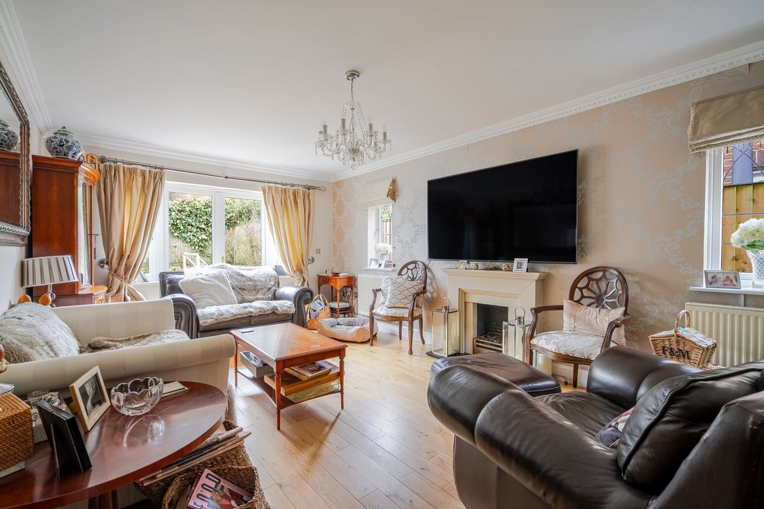 House in Sunninghill, England 5 - 17484929