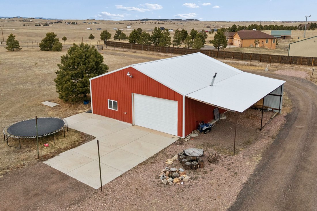 House in Colorado Springs, Colorado, United States 2 - 17482892