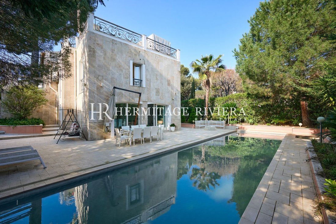 Villa in Village-Cros de Caste-Coupiere-Mont Gros, Roquebrune-Cap-Martin, France 4 - 17365246
