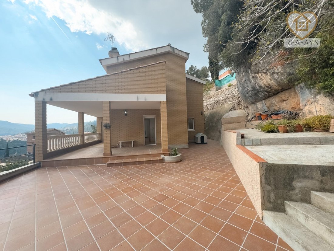 Villa in Vallirana, Catalonia, Spain 4 - 17488386