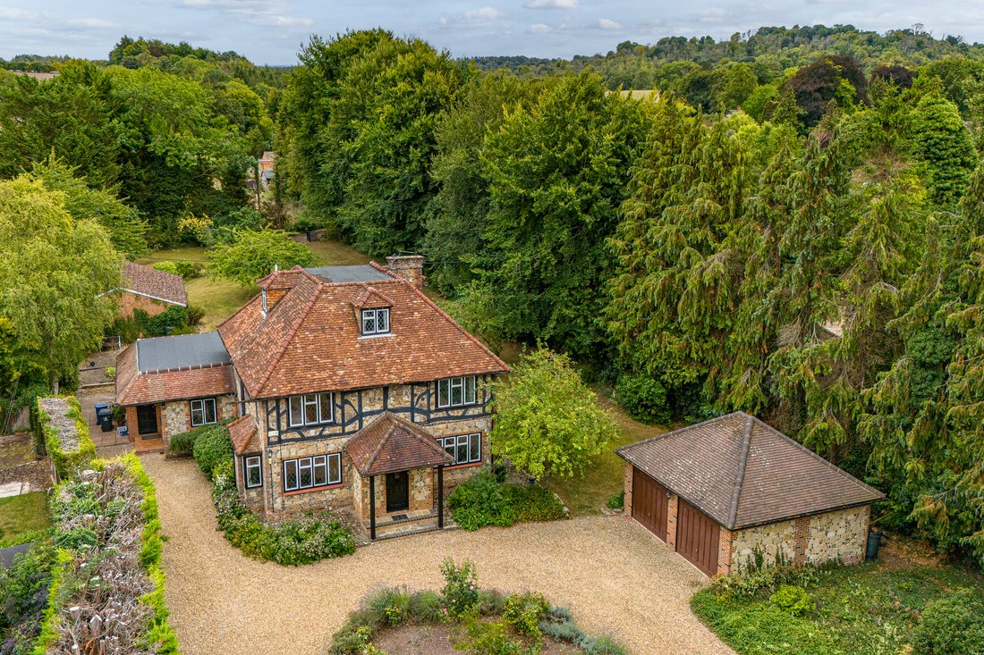 House in Princes Risborough, England 3 - 17485743