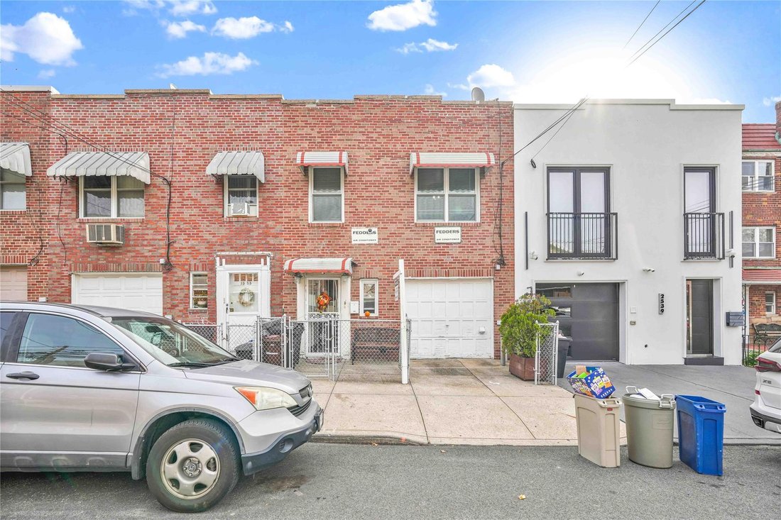 House in New York, New York, United States 3 - 17479202