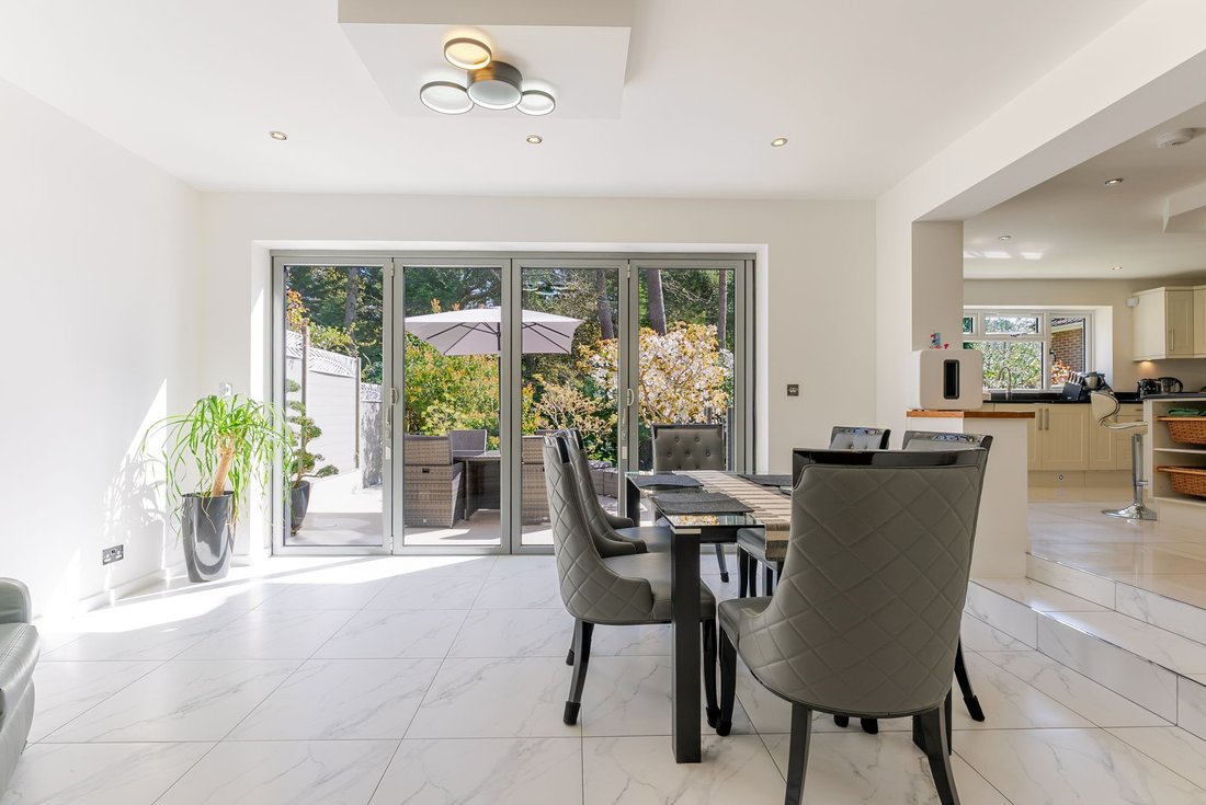 Haus in Sunninghill, England 5 - 17484802