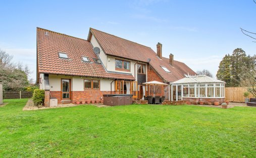 House in Haddenham, England 1